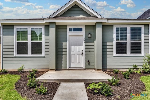 1628 Arbor Knot Drive, Kyle, TX 78640