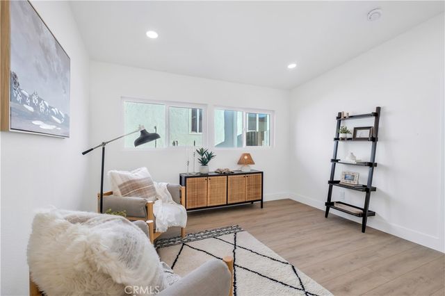 834 W 95th Street, Los Angeles, CA 90044