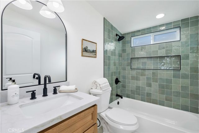 834 W 95th Street, Los Angeles, CA 90044