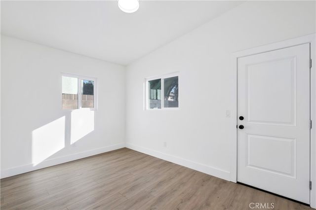 834 W 95th Street, Los Angeles, CA 90044