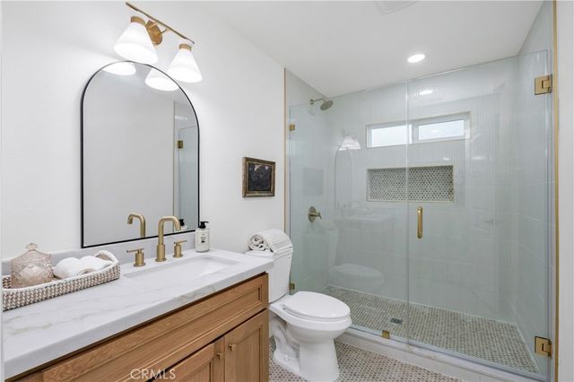 834 W 95th Street, Los Angeles, CA 90044