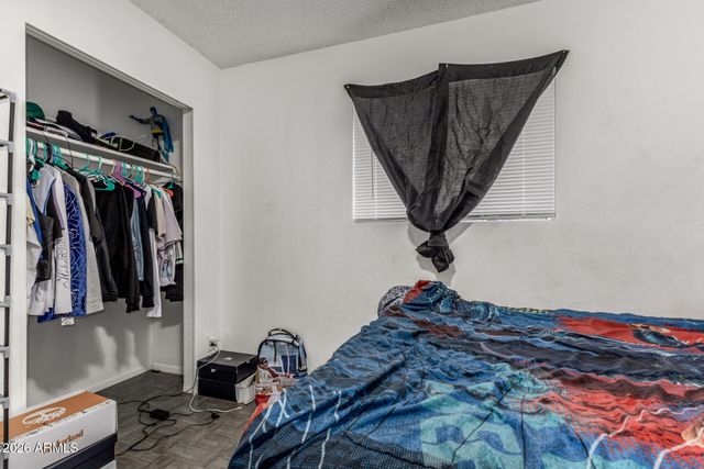 2344 E SCHOOL Drive, Phoenix, AZ 85040