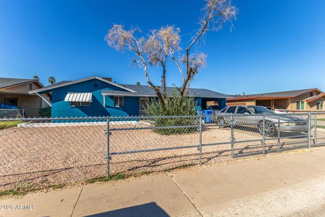 2344 E SCHOOL Drive, Phoenix, AZ 85040