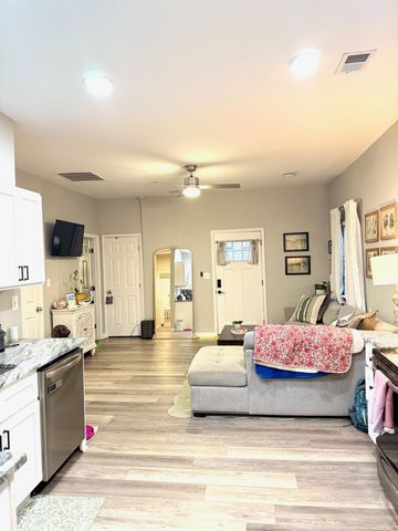 221 Murray Street, Frankfort, KY 40601