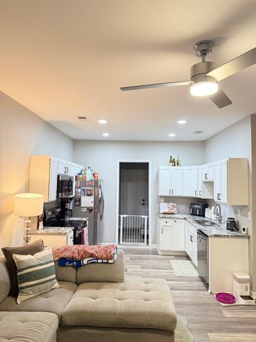 221 Murray Street, Frankfort, KY 40601