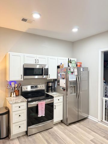 221 Murray Street, Frankfort, KY 40601