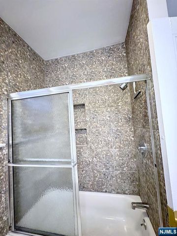 401 E 39th Street 1, Paterson, NJ 07504