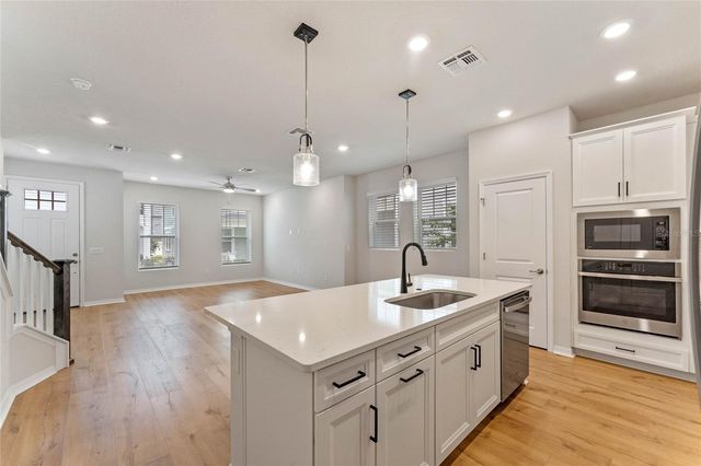 911 COLIE ALLEY, Winter Garden, FL 34787