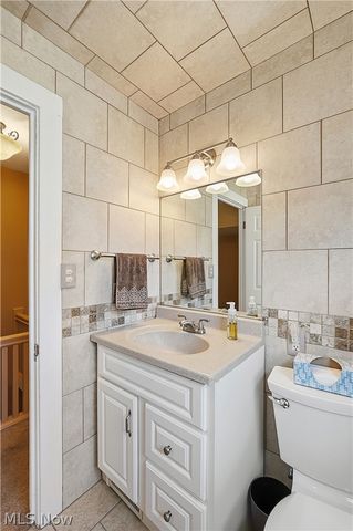 3619 W 148th Street, Cleveland, OH 44111