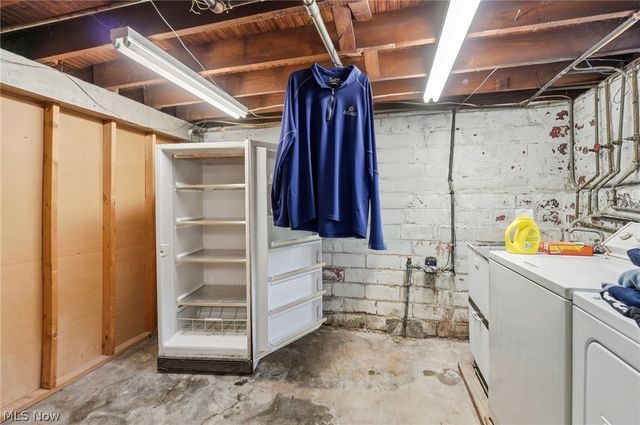 3619 W 148th Street, Cleveland, OH 44111