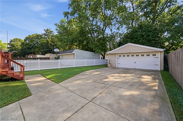 3619 W 148th Street, Cleveland, OH 44111