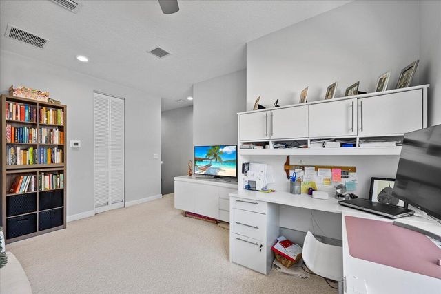 181 Evergrene Parkway 14-b, Palm Beach Gardens, FL 33410