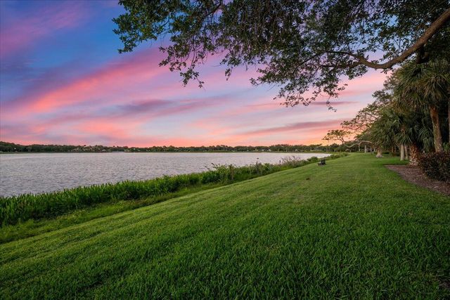 181 Evergrene Parkway 14-b, Palm Beach Gardens, FL 33410