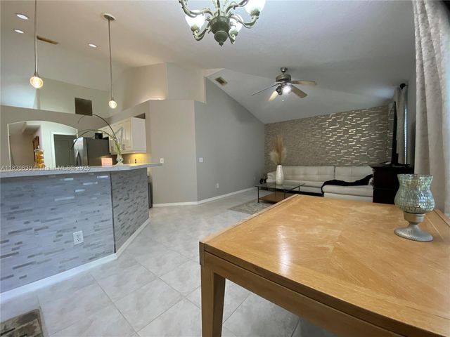 544 SE Nome Drive, Port St Lucie, FL 34984