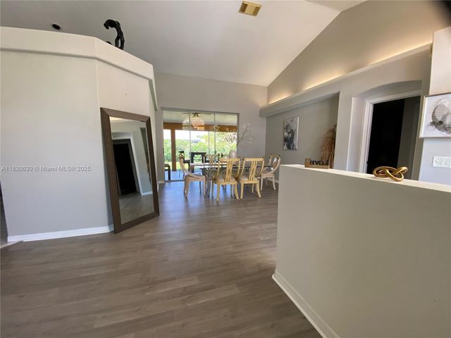 544 SE Nome Drive, Port St Lucie, FL 34984