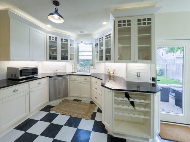 1512 Northwood RD, Austin, TX 78703