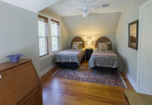 1512 Northwood RD, Austin, TX 78703