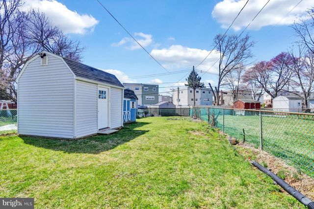 822 AVON RD, Philadelphia, PA 19116