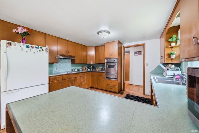 2113 Maples Road, Fort Wayne, IN 46816