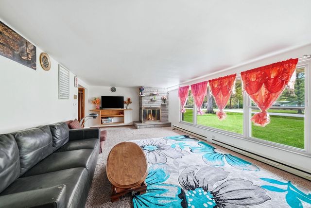 2113 Maples Road, Fort Wayne, IN 46816