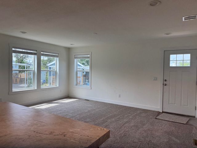 1 Corral Lane #37, Ashland, OR 97520