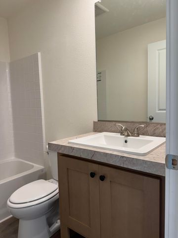 1 Corral Lane #37, Ashland, OR 97520