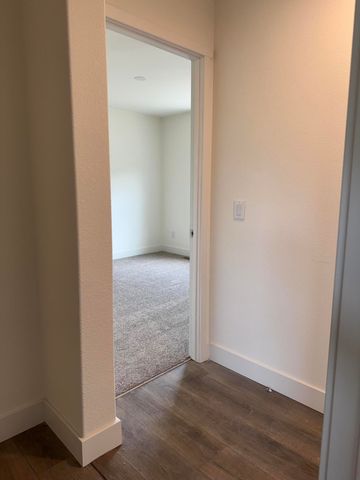 1 Corral Lane #37, Ashland, OR 97520
