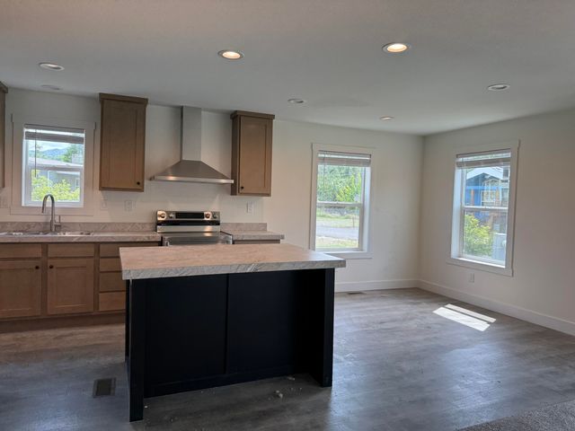 1 Corral Lane #37, Ashland, OR 97520