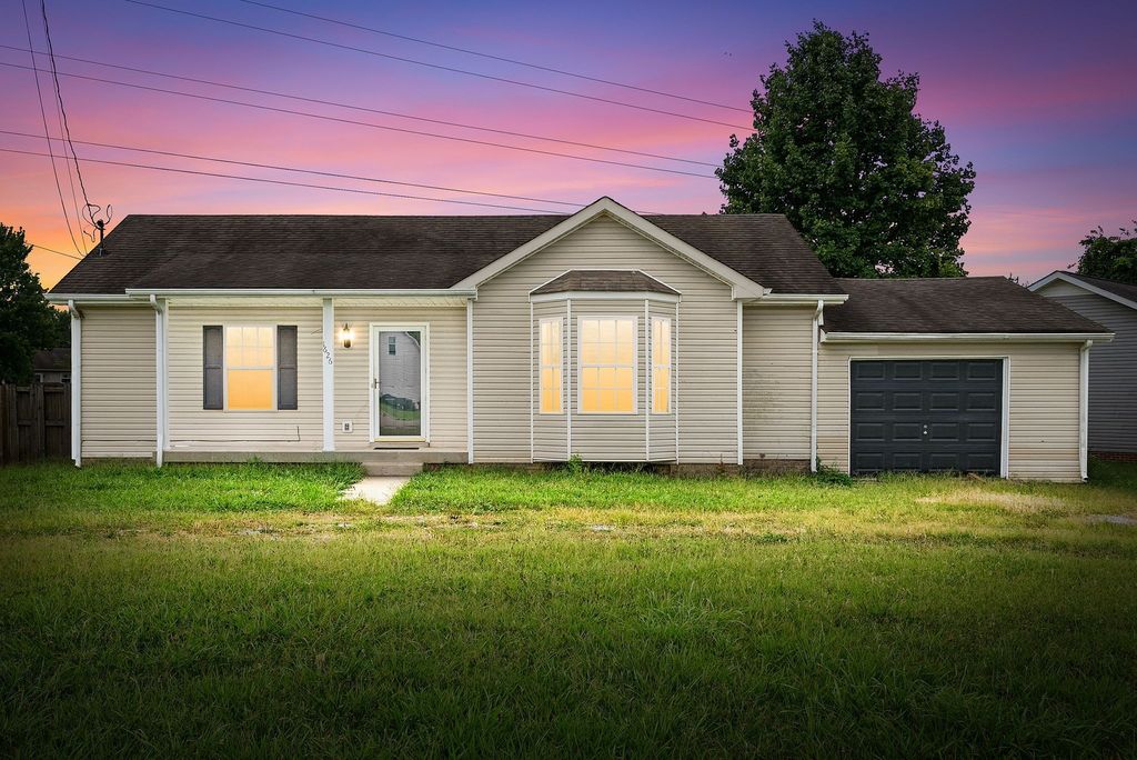 1626 Hannibal Dr, Oak Grove, KY 42262