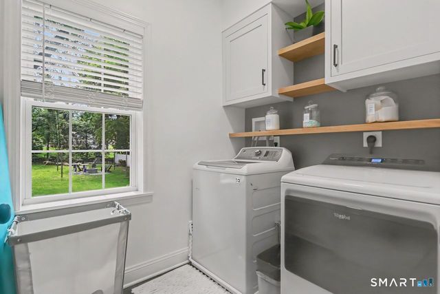 77 Lawlor Terrace, Stratford, CT 06614