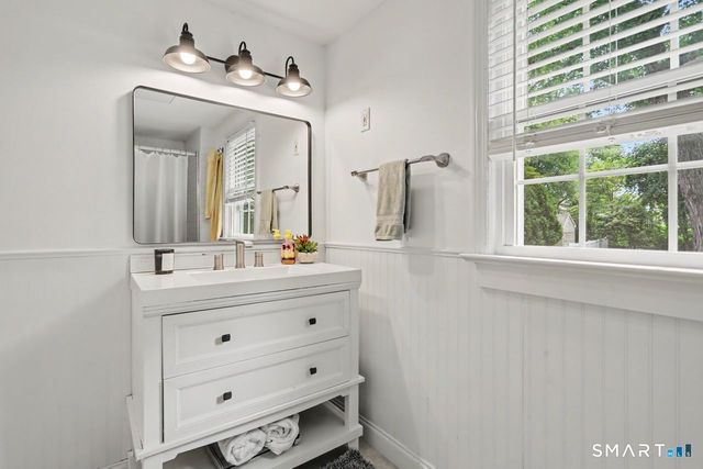 77 Lawlor Terrace, Stratford, CT 06614