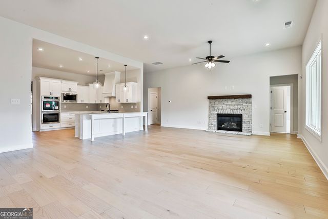 36 Starr Place 25, Newnan, GA 30263