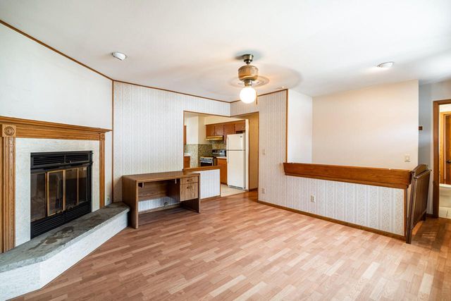 8625 W Petersik STREET, Milwaukee, WI 53224
