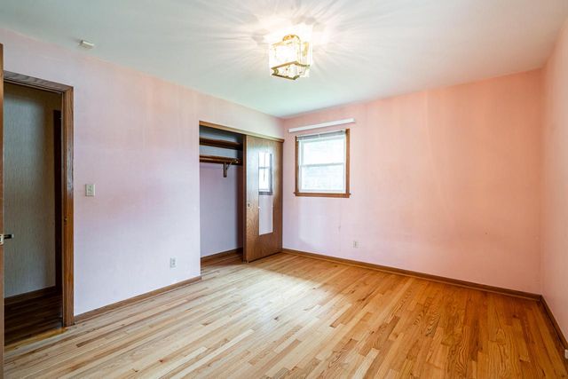 8625 W Petersik STREET, Milwaukee, WI 53224