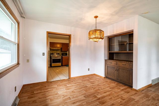8625 W Petersik STREET, Milwaukee, WI 53224