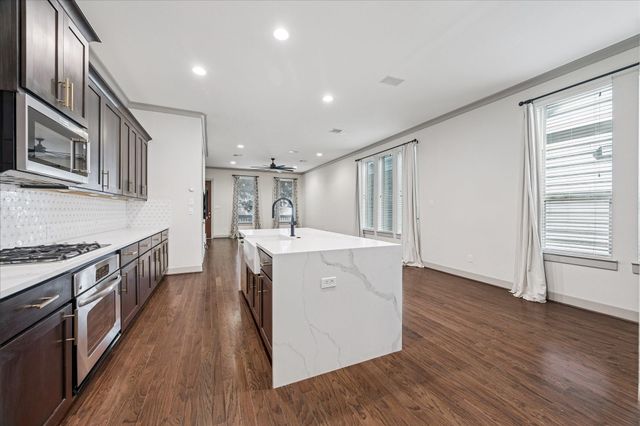 1224 Nelson Falls Lane, Houston, TX 77008