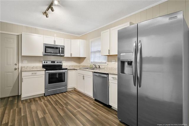 612 York Road, Fayetteville, NC 28303