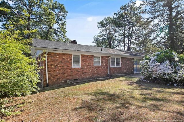 612 York Road, Fayetteville, NC 28303