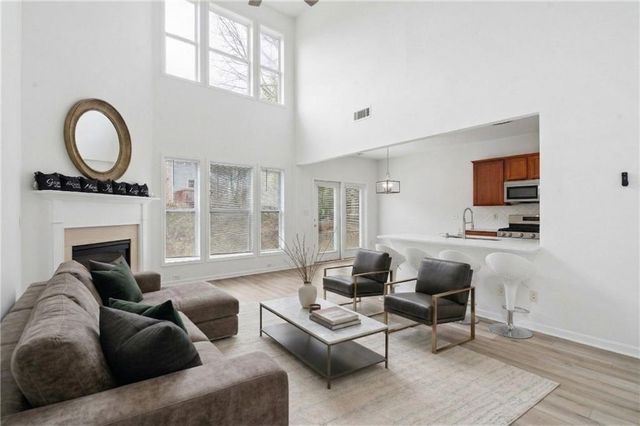 547 Bridgeton Cove, Suwanee, GA 30024