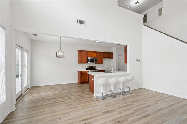 547 Bridgeton Cove, Suwanee, GA 30024