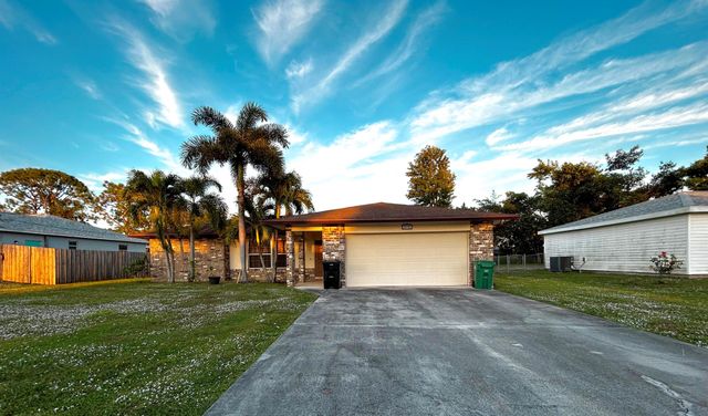1941 SE Aires Lane, Port St Lucie, FL 34984