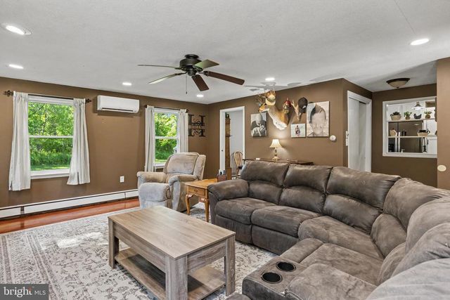 95 DUANE RD, Doylestown, PA 18901