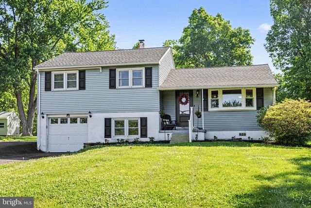 95 DUANE RD, Doylestown, PA 18901