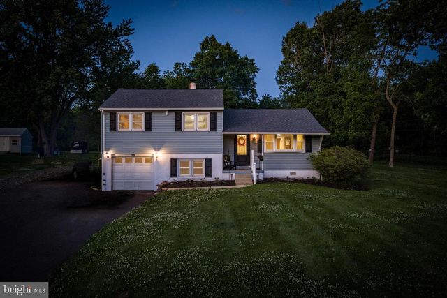 95 DUANE RD, Doylestown, PA 18901