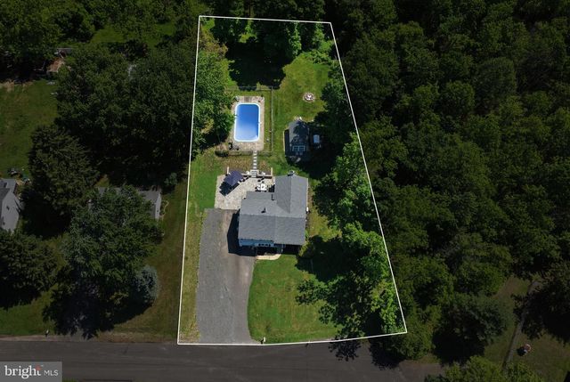 95 DUANE RD, Doylestown, PA 18901