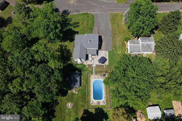 95 DUANE RD, Doylestown, PA 18901