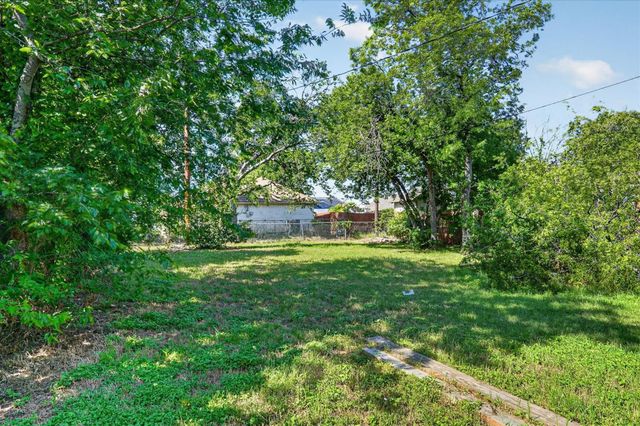 5616 Wellesley Avenue, Fort Worth, TX 76107