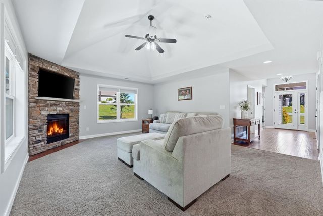 3335 Kellygreen Drive, Angola, IN 46703