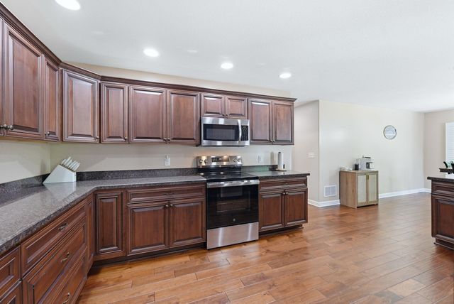 3335 Kellygreen Drive, Angola, IN 46703