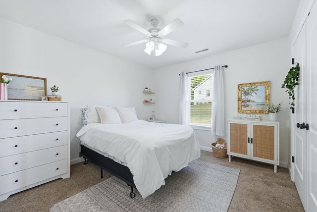 3335 Kellygreen Drive, Angola, IN 46703